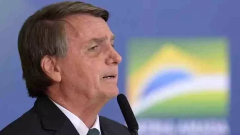 Bolsonaro reúne embaixadores para repetir sem provas suspeitas já esclarecidas sobre urnas￼