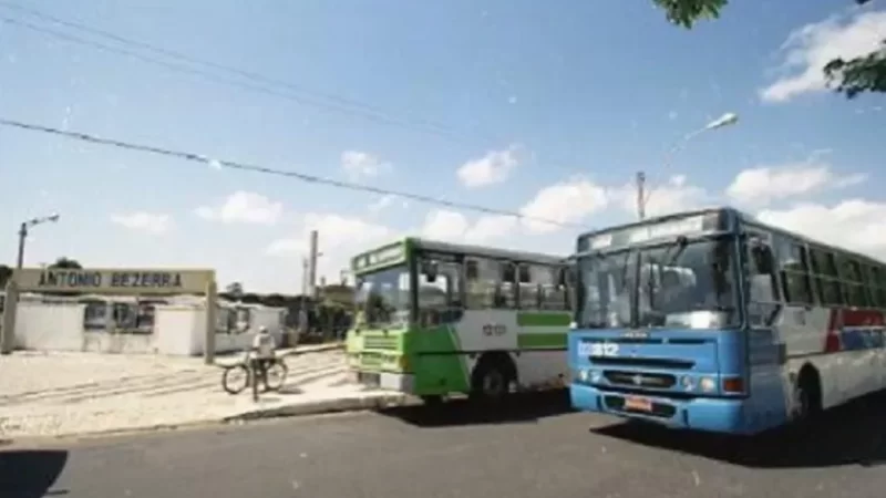 Há 30 anos, primeiro terminal de ônibus de Fortaleza trouxe benefícios e integração do transporte público