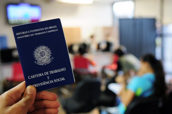 Sine Municipal oferta 706 vagas de trabalho em Fortaleza
