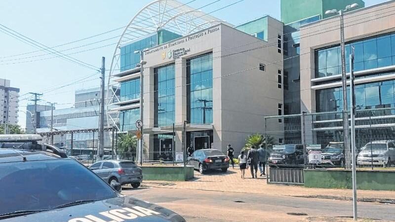 Bebê de 9 meses é atingido por ‘bala perdida’ e morre em Fortaleza; dois homens ficam feridos
