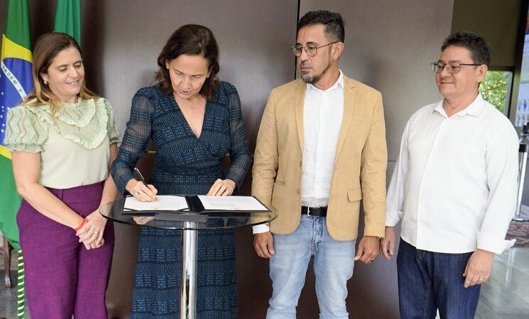 Governadora Izolda Cela envia à Assembleia Projeto de Lei que disciplina pagamento dos precatórios do Fundef aos professores