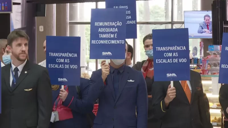 Aeroportos de Congonhas e Guarulhos registram atrasos em voos no segundo dia de paralisação dos aeronautas