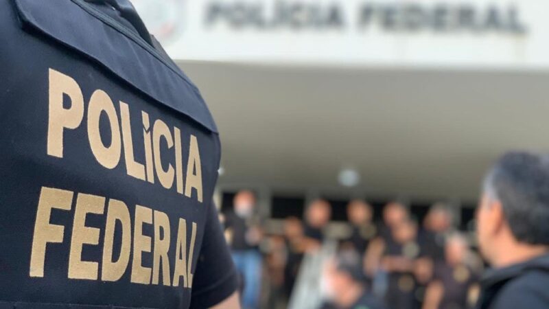 Psicólogo é preso em Fortaleza suspeito de distribuir arquivos de abusos sexuais de crianças na web