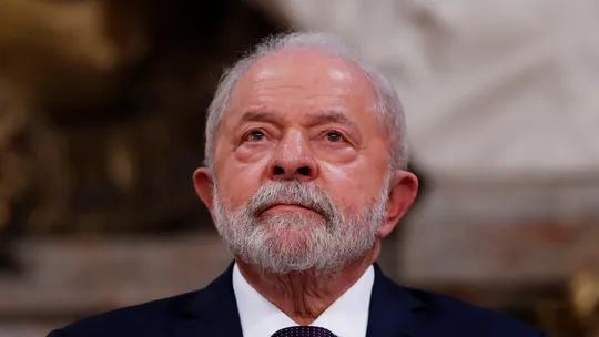 Lula viaja ao Uruguai nesta quarta e tem reuniões com Lacalle Pou e ex-presidente Pepe Mujica