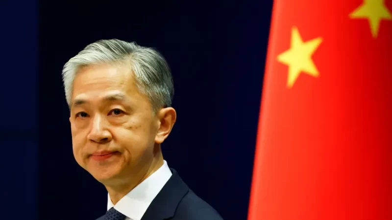 China alerta que EUA podem sofrer “consequências” em incidente com balão