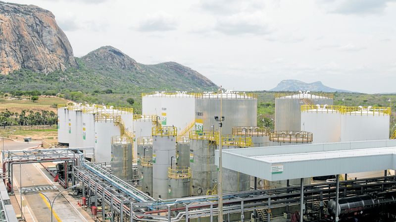 Novo aceno a biocombustíveis na Petrobras pode gerar investimentos e reativação de usina em Quixadá
