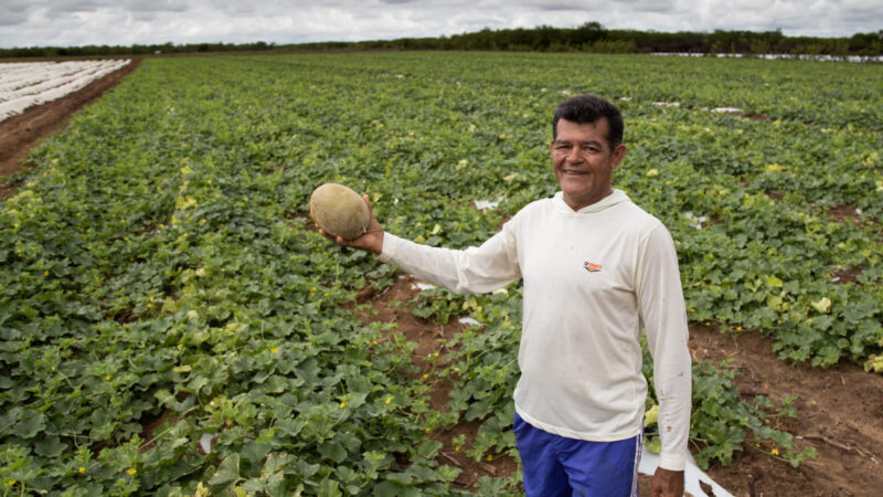 “O sítio que eu vendi para me manter, o Projeto São José me ajudou a comprar de volta”, comemora agricultor beneficiário da iniciativa do Governo do Ceará