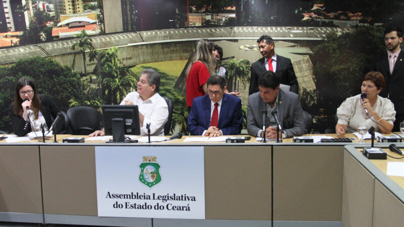 Dois projetos de lei do Executivo são aprovados pelas comissões