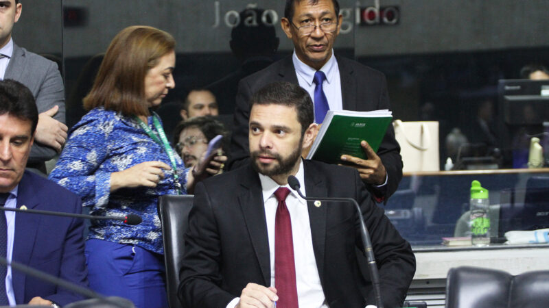Comissões realizam reuniões e aprovam 14 projetos de parlamentares