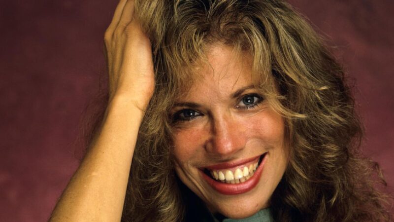 Lembranças 96 relembra trajetória de sucesso da cantora Carly Simon