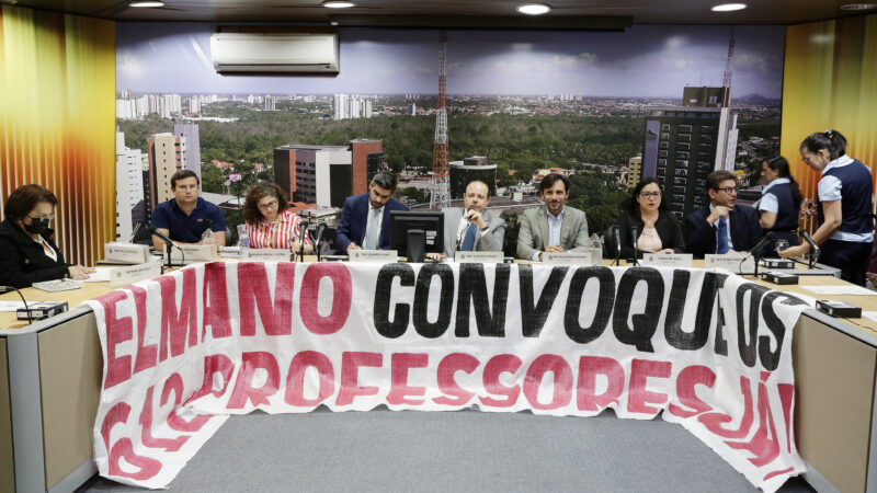 Aprovados em concurso da Seduc em 2018 cobram convocação em audiência