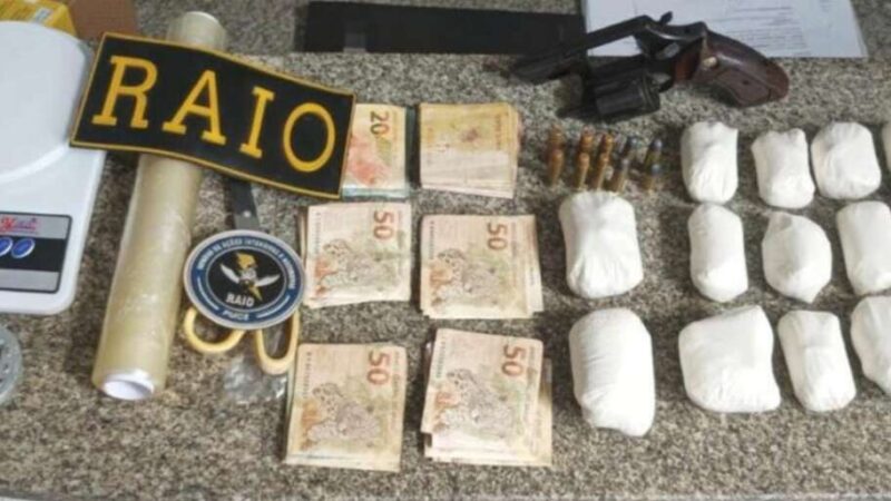PMCE prende homem e apreende quase 1 kg de substâncias ilícitas em Itapipoca