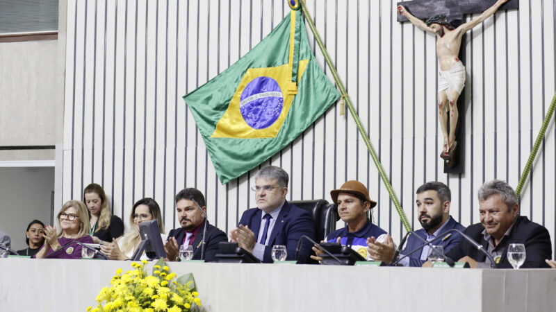 Alece comemora os 80 anos da Associação dos Vaqueiros e Criadores de Morada Nova
