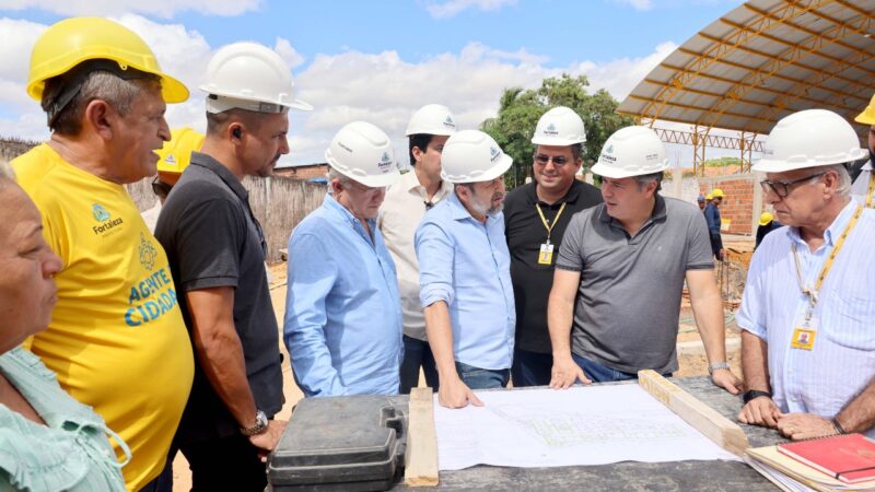 Prefeito em exercício vistoria obras do Posto de Saúde Pio XII, no São João do Tauape