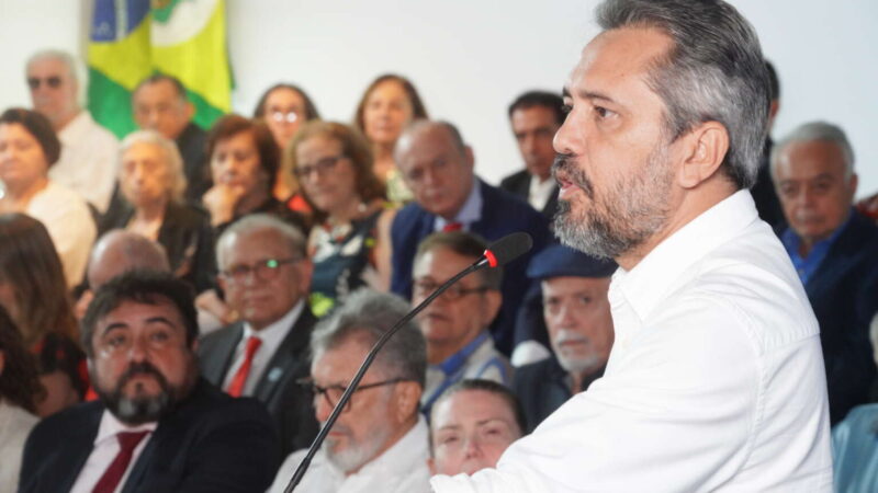 44 anos da Lei da Anistia: Governador anuncia transformação de mausoléu do Palácio da Abolição em monumento a abolicionistas cearenses