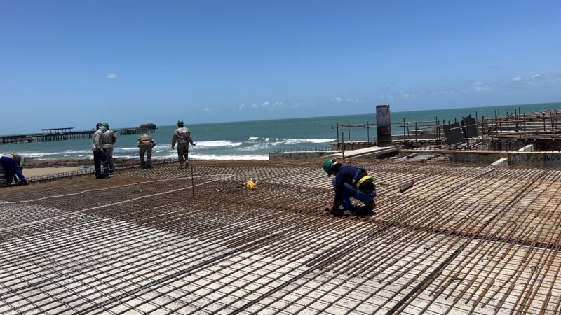 Reconstrução da Ponte dos Ingleses tem obras iniciadas com a instalação de novo piso em concreto