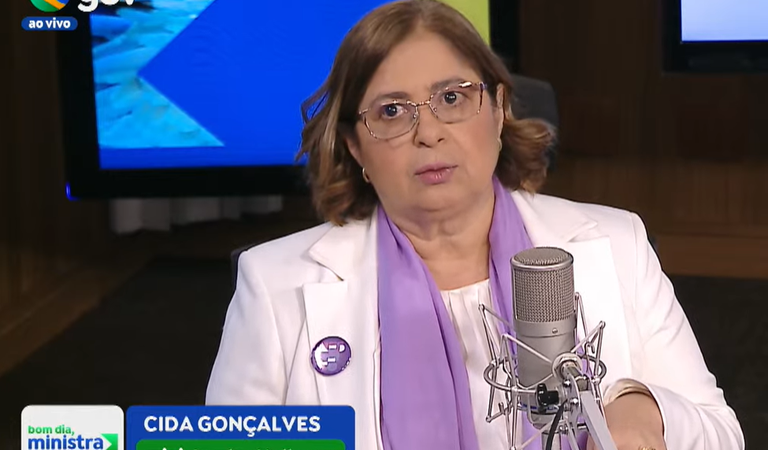 Brasil adotará tornozeleiras para agressores de mulheres vítimas de todos os tipos de abuso, afirma Cida Gonçalves