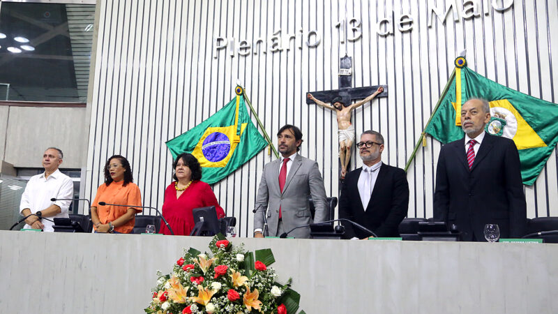 Assembleia Legislativa celebra os 15 anos do Instituto Olhar