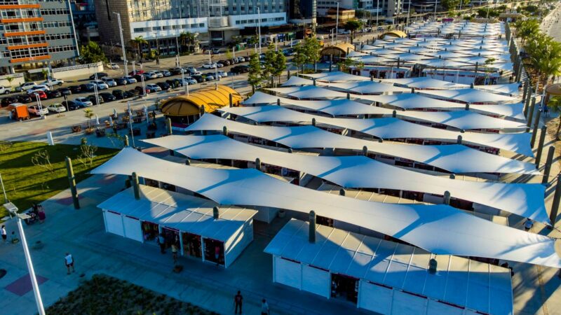 Fortaleza espera R$ 3,4 bilhões de injeção na economia com Réveillon 2024 e alta estação