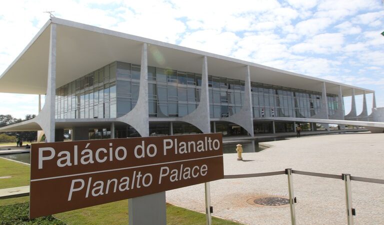 Agenda: Lula participa da posse do novo procurador-geral da República e vai ao Amapá