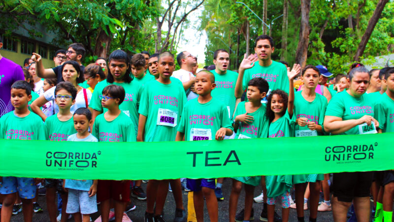 Famílias atendidas pelo Ciadi participam da 29° corrida da Unifor