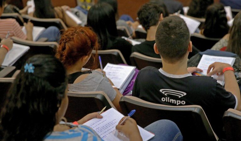 Resultado do Enem 2023 será divulgado nesta terça-feira (16)