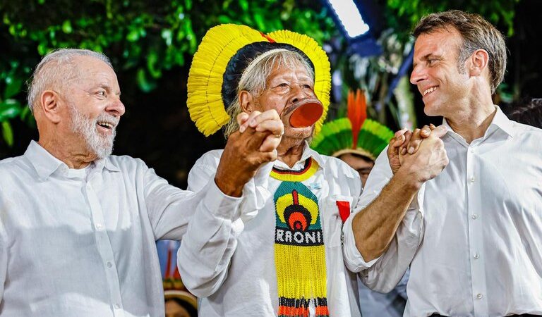 ‘Nosso trabalho tem de continuar’, alerta Raoni, ao receber homenagem