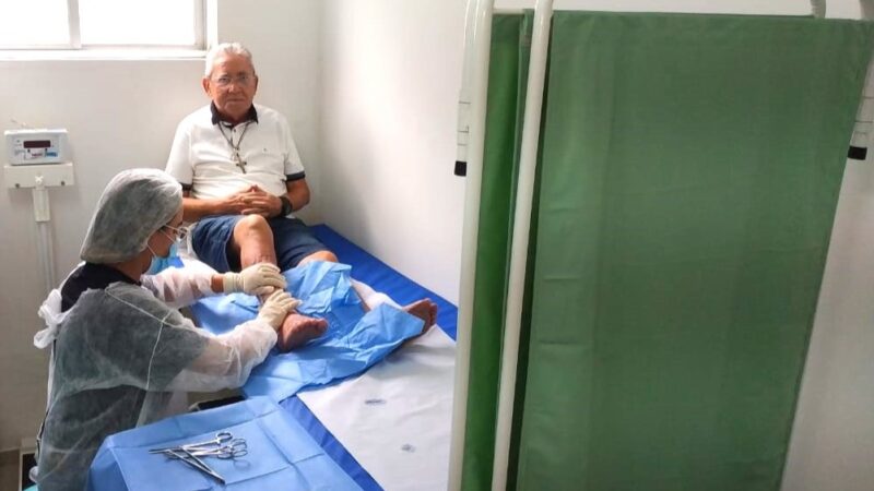 Tratamento com estomaterapia no Hospital Martiniano de Alencar diminui tempo de internação e evita danos graves por lesões