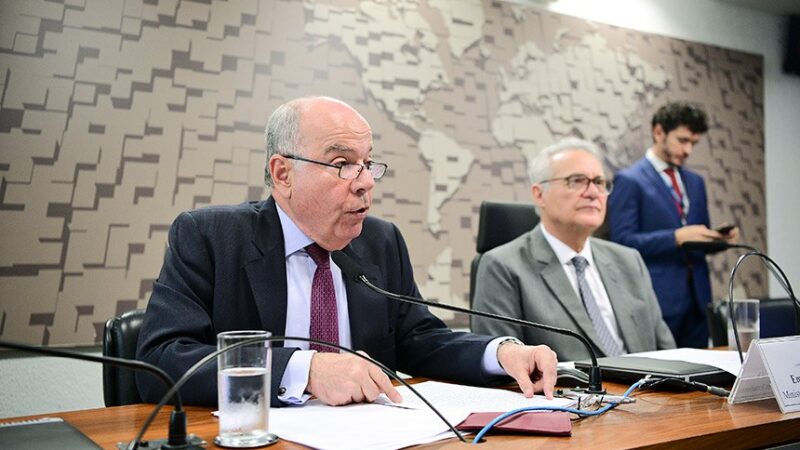 Ministro de Relações Exteriores reitera críticas a Israel na CRE
