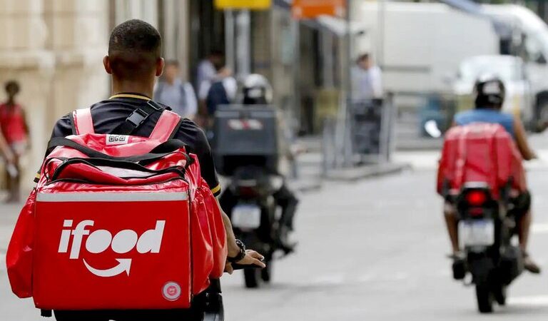 iFood diz que está aberta a novas negociações com motoentregadores