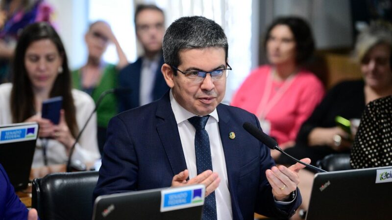 CAE examina aumento na isenção do IR, para até dois salários mínimos