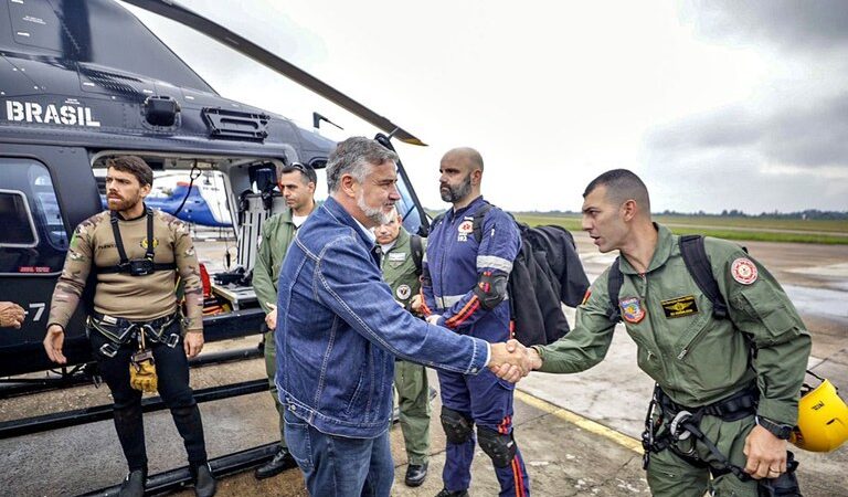 Ministros retornam ao RS para abrir escritório permanente do Governo e coordenar ações de emergência