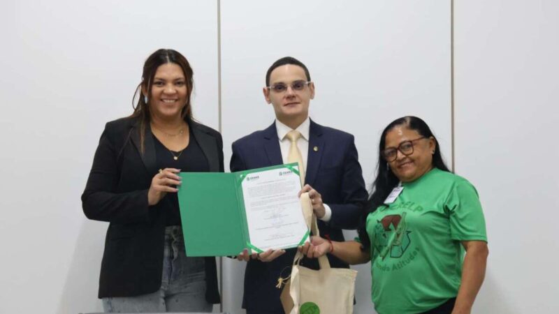PGE, Sema e Socrelp assinam termo de compromisso para adesão ao Coleta Seletiva Solidária
