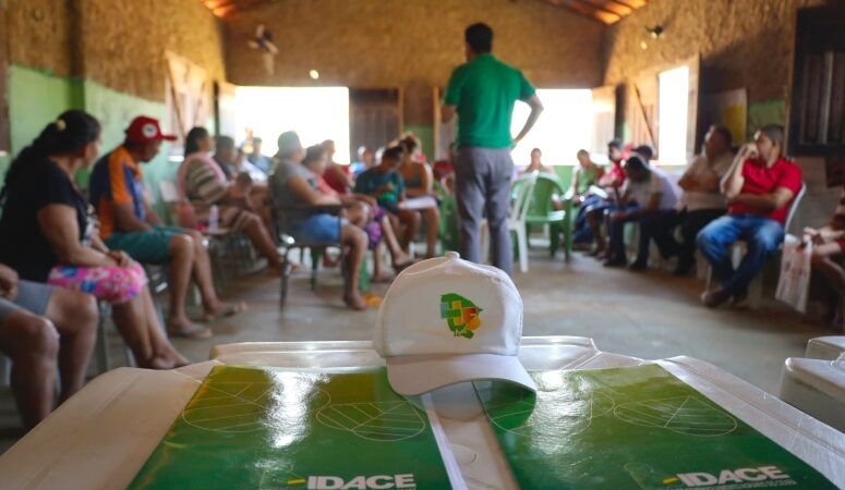 De forma inédita, Governo do Ceará entrega títulos a território quilombola, no Cariri