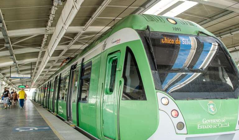 Metrofor divulga horários de funcionamento do metrô e VLT no Natal e Réveillon