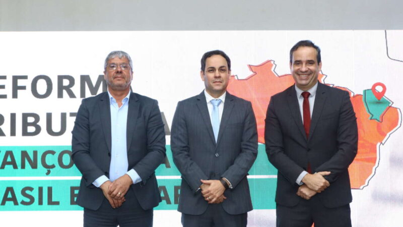 Sefaz-CE lança portal IBS Ceará em evento com mesa-redonda composta por integrantes do Comsefaz