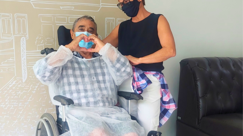 “Sensação divina”: com transplante de pulmão, paciente do Hospital de Messejana volta a respirar bem, recebe alta e celebra nova vida