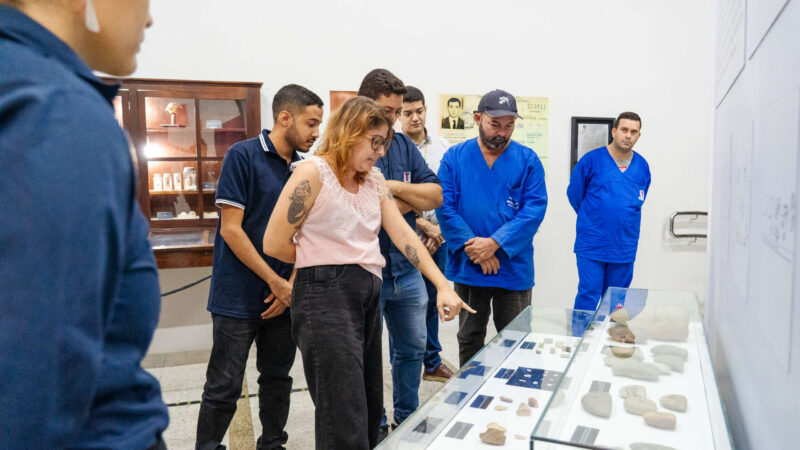 Profissionais que atuam no restauro do Museu do Ceará participam de palestra sobre Patrimônio