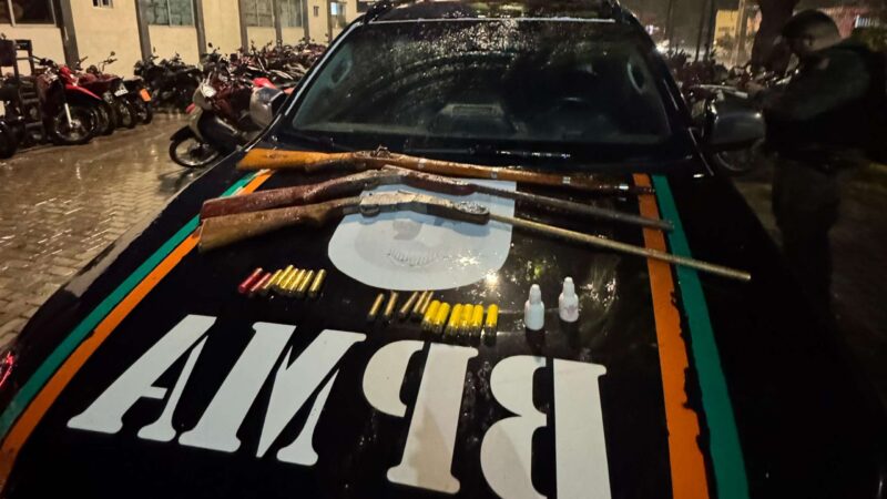 PMCE apreende armas de fogo e munições utilizadas para a caça ilegal de animais silvestres em Sobral