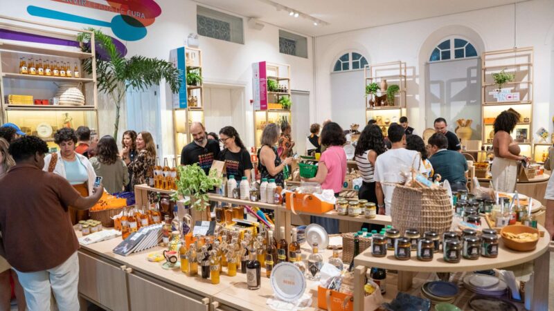 Mercado AlimentaCE inaugura loja colaborativa com produtos cearenses em Fortaleza