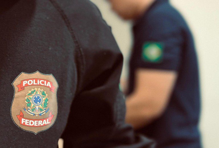 PF cumpre ordens judiciais em investigação que apura fraudes no INSS