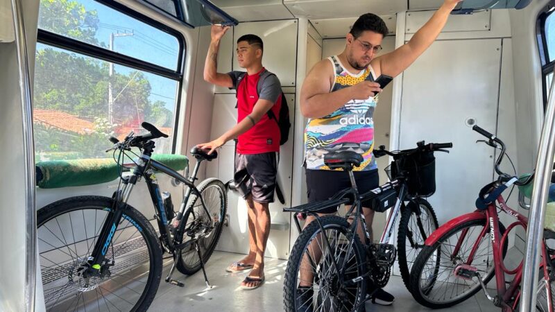 Metrofor incentiva embarque de bicicletas no metrô e VLT no Dia do Ciclista