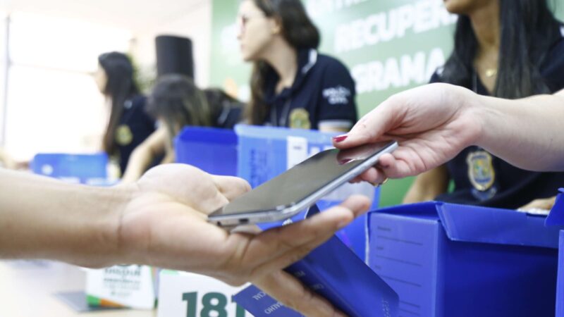 Roubos de celulares reduzem 22,6% de janeiro a agosto de 2025 no Ceará; em Fortaleza, diminuição fica em 25,1%