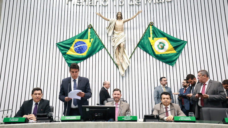 Cinco projetos de parlamentares iniciam tramitação nesta quarta-feira na Alece