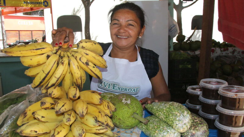 Uece lança chamadas públicas para aquisição de alimentos da Agricultura Familiar, com investimento superior a R$ 1,3 milhão