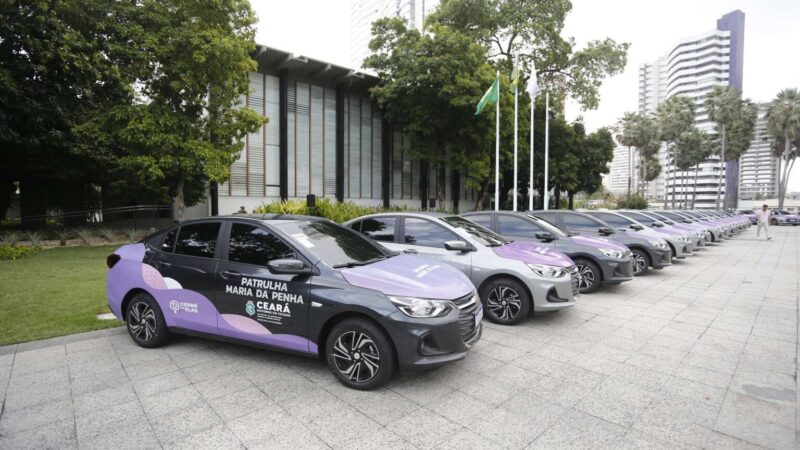 Governo do Ceará entrega viaturas e kits à Patrulha Maria da Penha a 29 municípios
