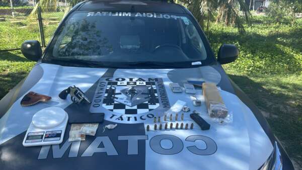 Com apoio da Coin/SSPDS, PMCE apreende arma de fogo, munições e drogas em imóvel na Capital