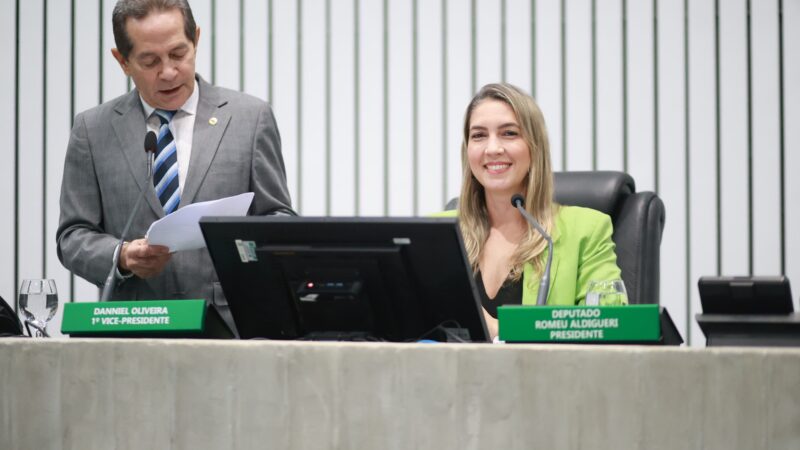 Oito projetos de parlamentares iniciam tramitação na Alece nesta quinta-feira