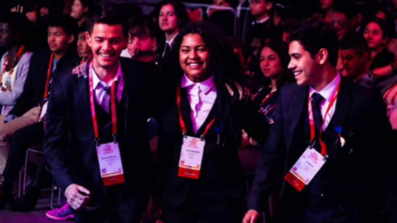 Estudantes de escolas cearenses são premiados na maior feira de ciências do mundo
