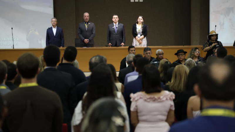 Palestra sobre mulheres em espaços de liderança marca abertura do 43º Encontro Nacional da Abel